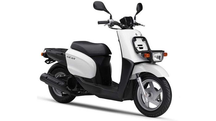 Skutik Yamaha Gear di Jepang