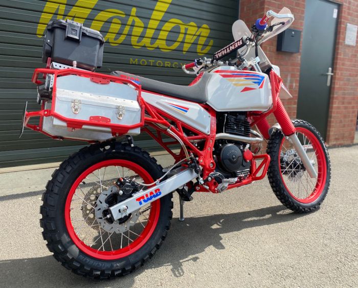 Honda NX650 Dominator TUAB yang keren