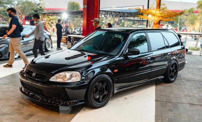 Honda Orthia bawa pulang gelar Best Black Culture Car