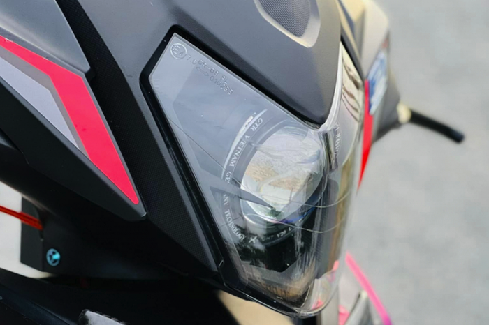 Headlamp model LED Proyektor