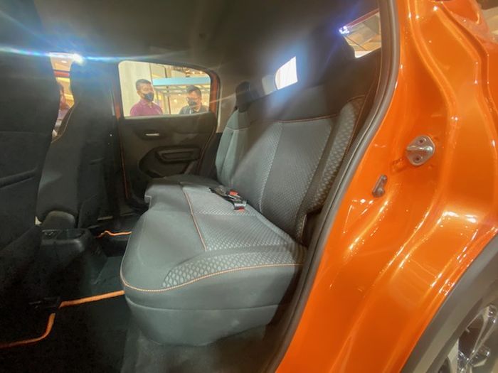 Citro&euml;n C3 punya ruang kabin dan volume bagasi yang lega