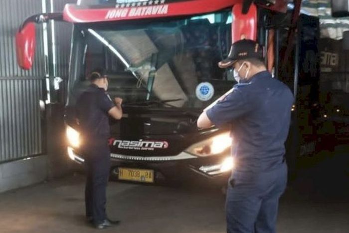 Dinas Perhubungan (Dishub) Kota Semarang melakukan sidak bus AKAP, AKDP, dan Pariwisata yang akan beroperasi pada libur natal dan tahun baru (Nataru) 2023.