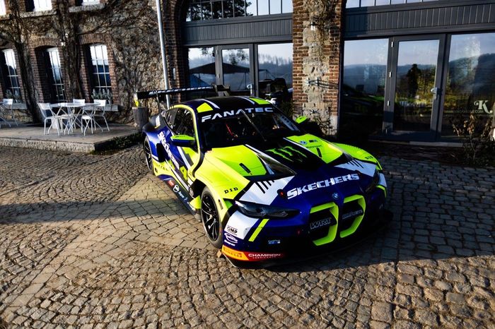 BMW M4 GT3 nomor 46, mobil yang dipakai Sean Gelael dan Valentino Rossi di Dubai 24 Hours