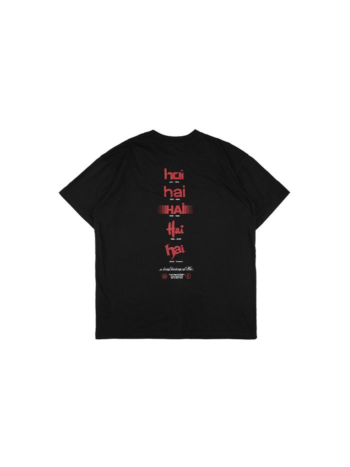 W.ESSENTI&Eacute;LS x HAI Borderless Youth Logo Over the decade Boxy Cut T-shirt