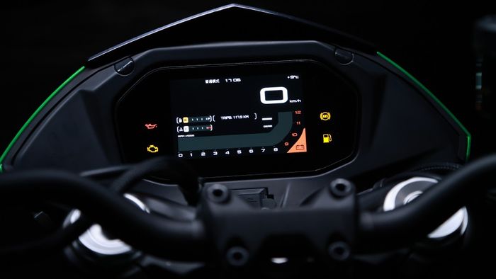 Panel instrumen digital TFT Benelli TNT 899