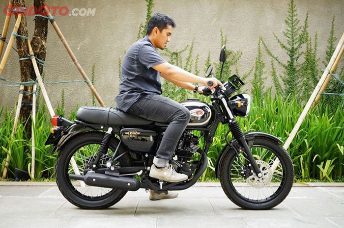 Harga motor bekas Kawasaki W 175 per Januari 2023.