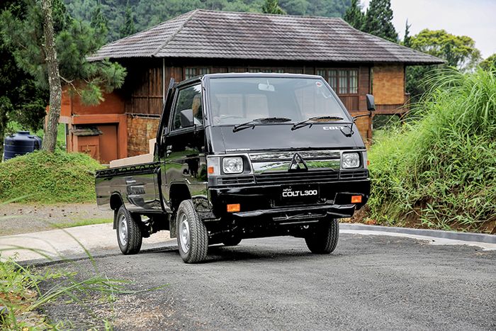 Generasi terbaru Mitsubishi Colt L300 bermesin diesel  4N1N Euro 4