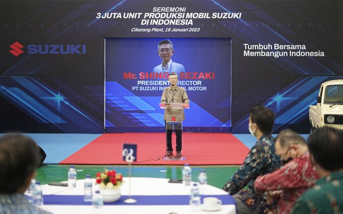 Shingo Sezaki, Presiden Direktur PT SIM menyampaikan rasa bangga terhadap apa yang telah berhasil dicapai Suzuki Indonesia