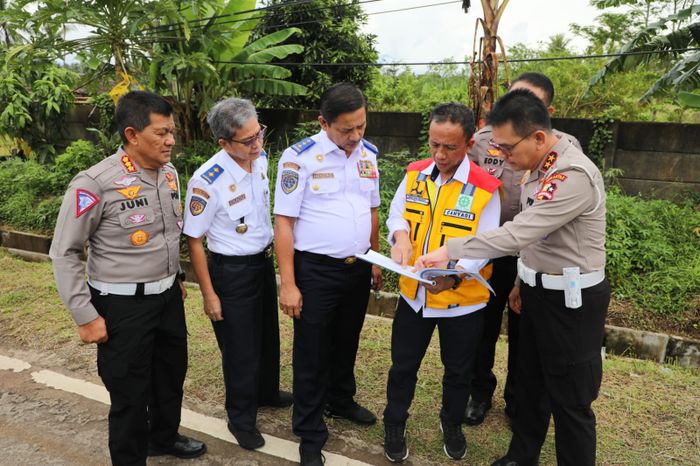 Dirjen Perhubungan darat bersama stakeholder lakukan pengecekan jalur pansela