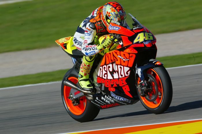 Salah satu livery Valentino Rossi saat masih membela Repsol Honda