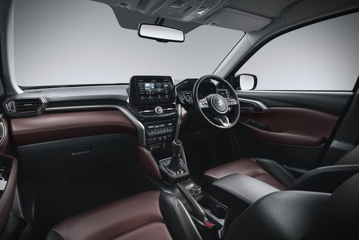 Interior Suzuki Grand Vitara yang dijual di India (2022)