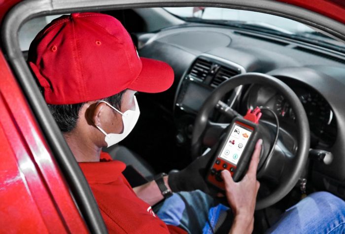 Inspeksi mobil bekas dari Otospector, meliputi lebih dari 150 titik inspeksi kendaraan