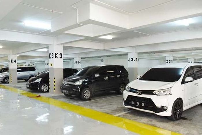 Ilustrasi parkir mobil basement 