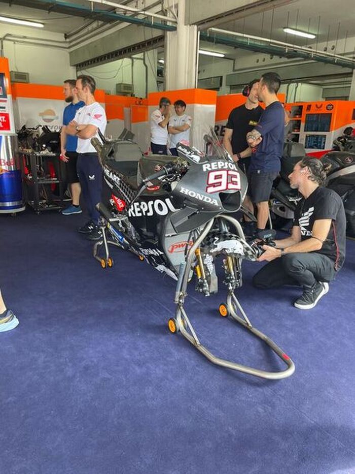 Salah satu motor Marc Marquez di tes Sepang