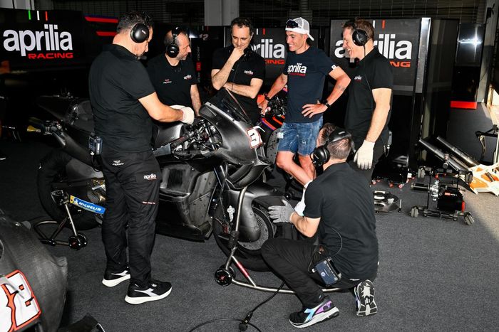 Aprilia masih sembunyikan senjata rahasianya di MotoGP 2023