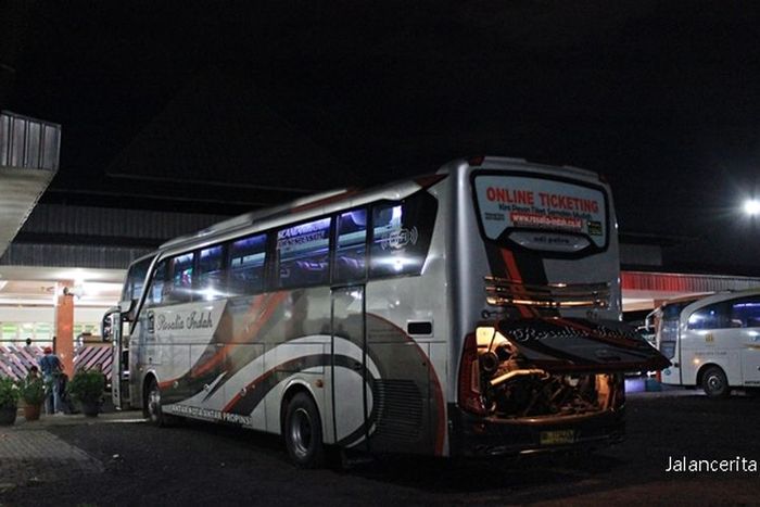 Layanan bus akap