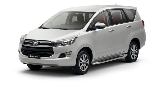 Toyota Innova 2023 versi Arab Saudi bentuknya sama persis dengan Innova Reborn yang dijual di Indonesia.