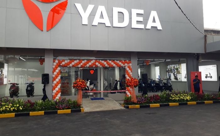 Dealer motor listrik Yadea pertama diresmikan, dengan fasilitas komplet - 