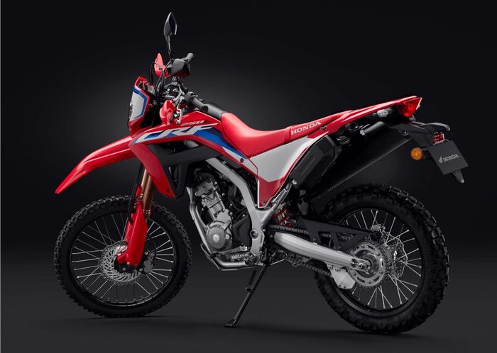 Tampak samping Honda CRF250L versi Jepang