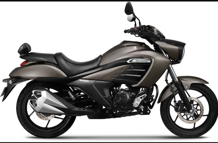 Suzuki Intruder 150, cruiser unik dengan harga Rp 57 jutaan. 