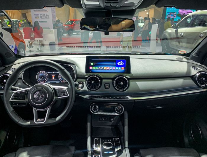 Interior DFSK E3 di IIMS 2023