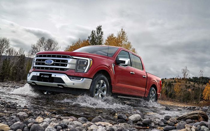 Ford F-150 spek Australia hadir dalam dua varian, XLT dan Lariat.