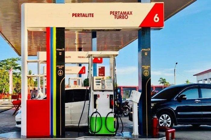 Ilustrasi SPBU Pertamina. Harga BBM Pertamax Turbo naik, paling murah mulai Rp 15 ribuan per liter.
