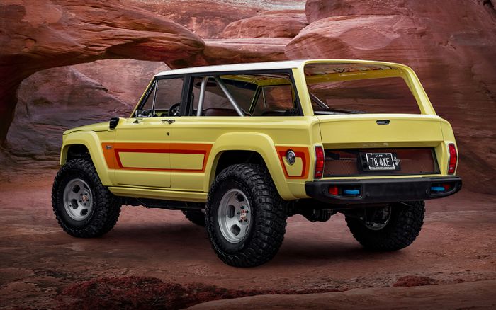 Secara bodi, ia masih terlihat seperti Jeep Cherokee tahun 1978.