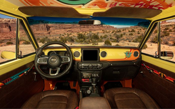 Masuk interior, Jeep Cherokee 4xe Concept memiliki banyak elemen dari Wrangler 4xe