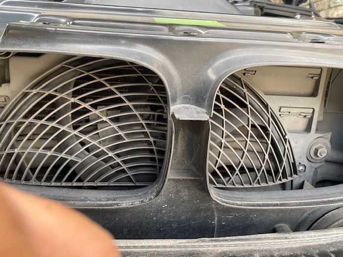 Extra fan pada sistem AC mobil