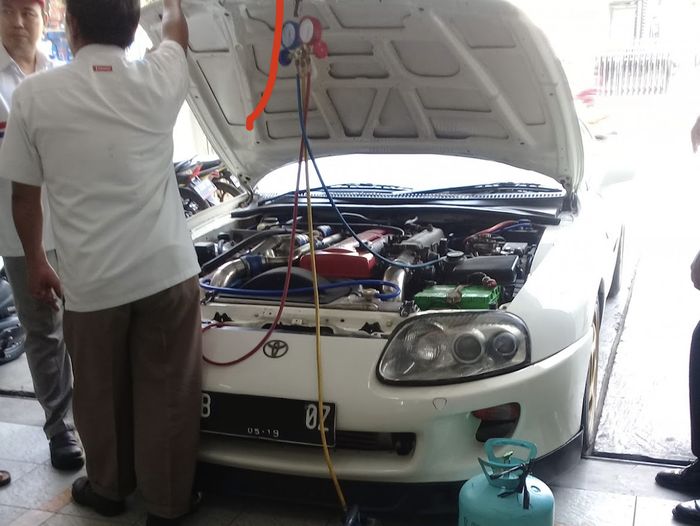 Proses Servis AC Mobil di Bengkel Resmi AC Denso, Radio Dalam, Jakarta Selatan