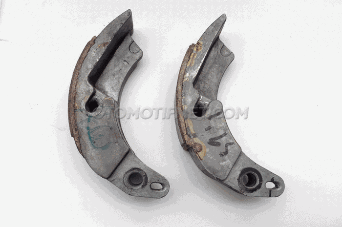 Ilustrasi kampas ganda Honda BeAT Karbu