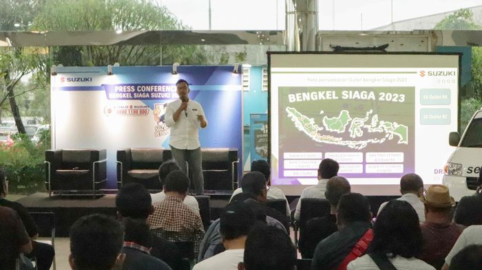 Pemaparan program Bengkel Siaga Suzuki guna menghadapi momen mudik Lebaran tahun ini di SBT Pulogadung, Jakarta (14/4/2023)