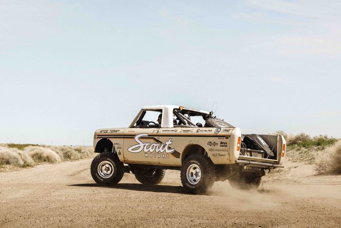 Scout Terra yang akan turun di Baja.