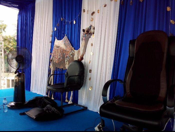 Posko Pelayanan mudik Kedungwaringin sediakan kursi pijat