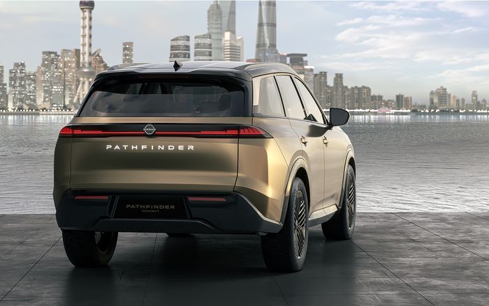 Secara desain, Pathfinder konsep Shanghai berbeda dari Pathfinder model produksi di Amerika Serikat.