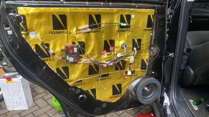 Peredam suara bisa meningkatkan kualitas audio standar