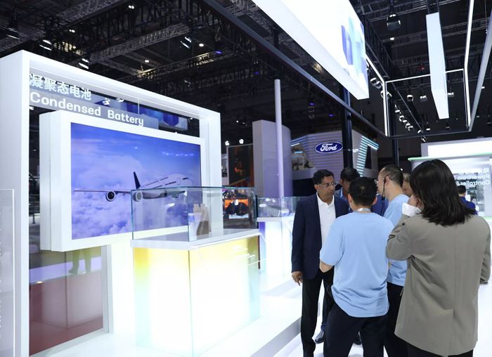 Condensed Battery CATL di Auto Shanghai 2023.