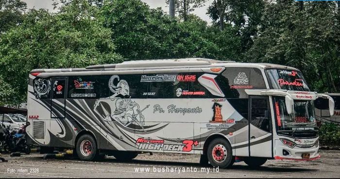 Ilustrasi bus PO Haryanto