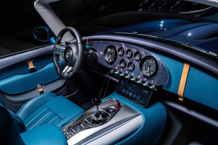 Interior AC Cobra GT Roadster.