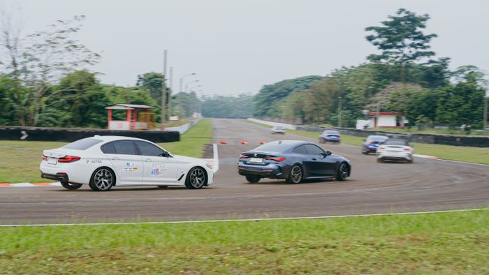 Joyfest BMW Astra Driving Experience 2023, jajal berbagai macam jenis BMW di Sirkuit Internasional Sentul 