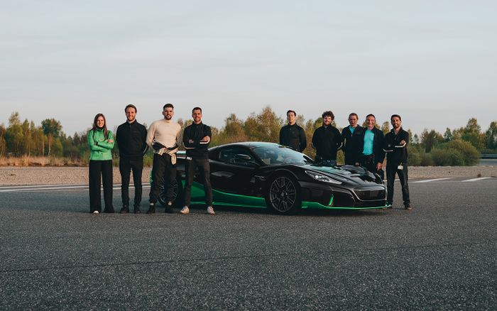 Tim pemecah rekor Rimac Nevera.