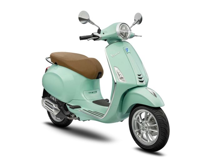 Green Relax yang kalem kembali menemani Vespa Primavera