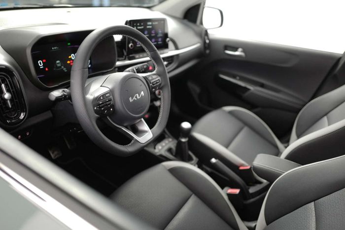 Bocoran interior Kia Picanto GT-Line.