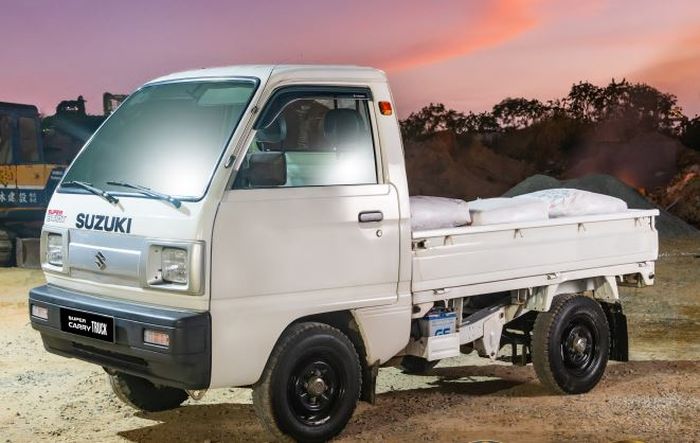 Suzuki Super Carry Truck yang dijual di Vietnam harganya mirip dengan Suzuki New Carry pikap Indonesia.