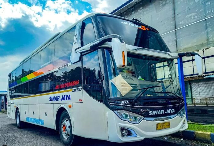 PO Sinar Jaya membuka rute baru Sumatera-Jawa dengan trayek Pringsewu-Yogyakarta via Ciamis. Jarak tempuhnya setara Perancis-Italia.