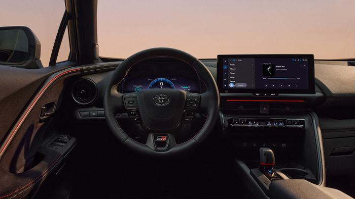 Interior Toyota C-HR terbaru.
