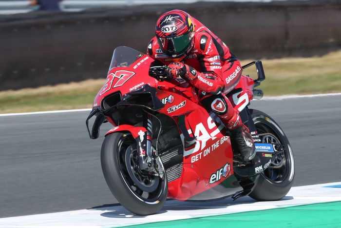 Augusto Fernandez pasrah tempatnya bisa direbut Pedro Acosta tahun depan, pilih untuk fokus tampil baik di MotoGP 2023.