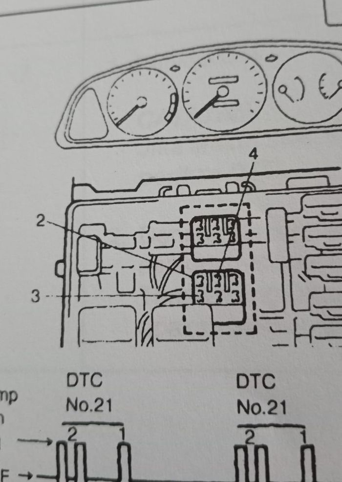 Posisi lubang nomor 3 dan 4 pada soket Diag 1 yang mesti dijumper kabel