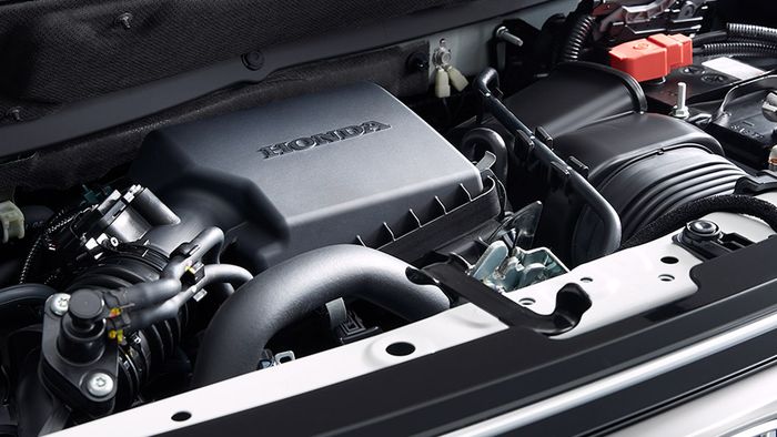 Mesin turbo N-BOX menawarkan performa lebih baik dan konsumsi yang tidak kalah irit.